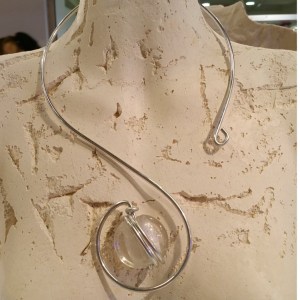 collier-solene-transparent